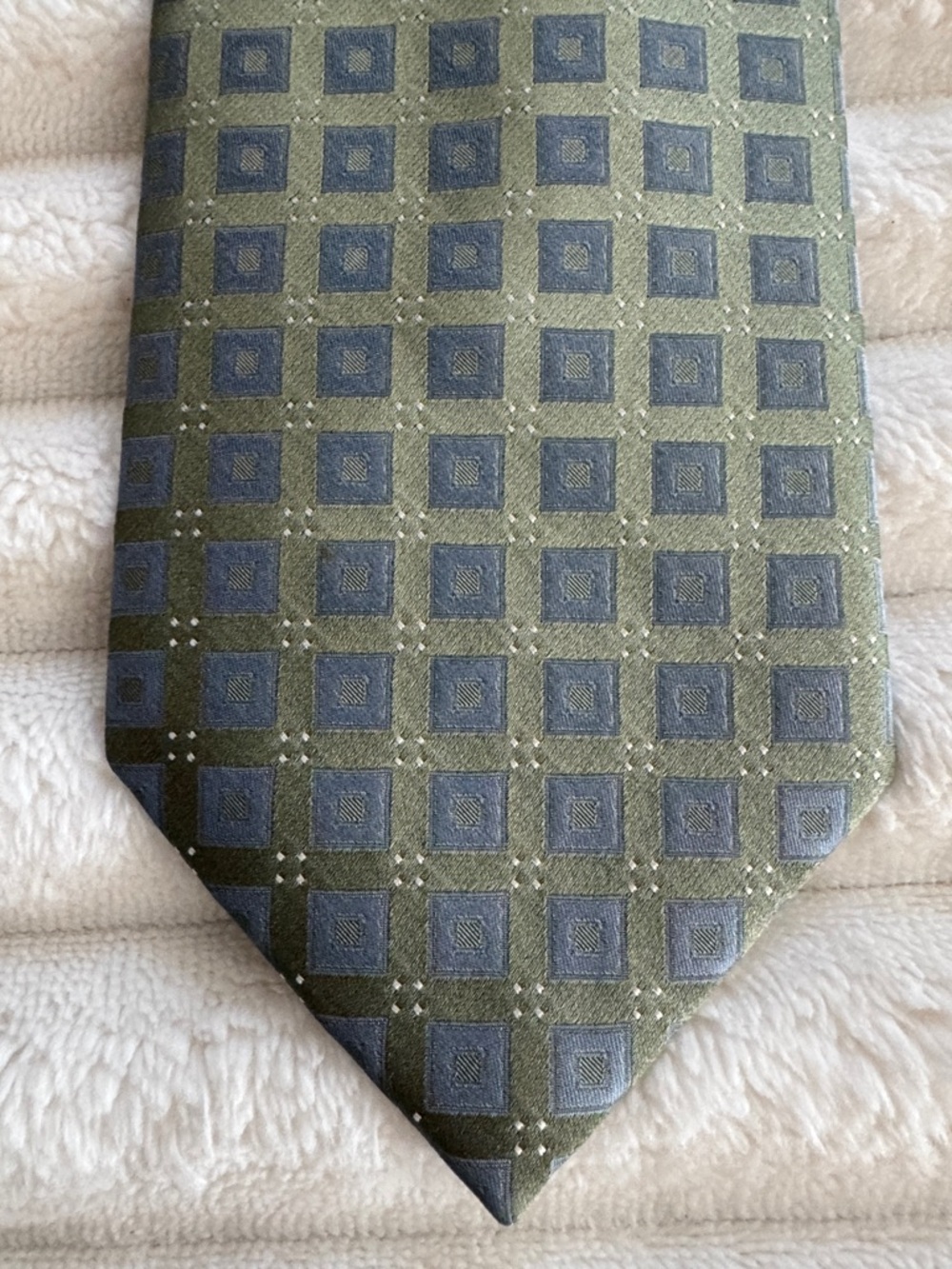 Sharp Style Tie Set - Picture 7 of 9